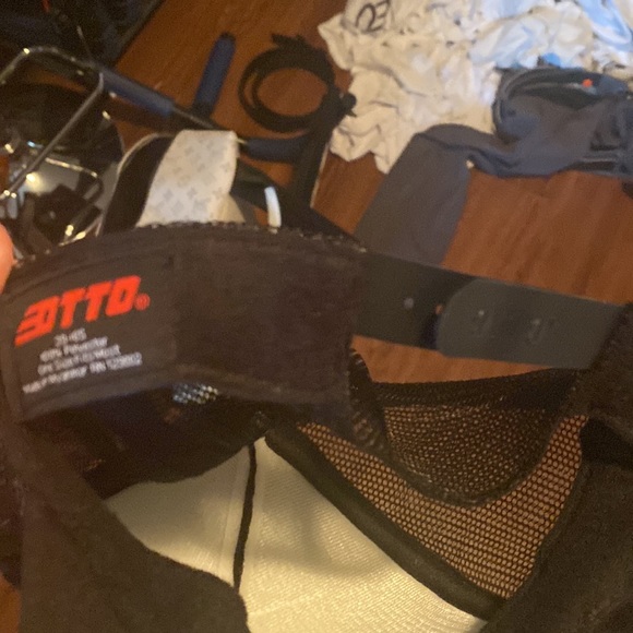 Actual Hate Hat - Picture 4 of 5